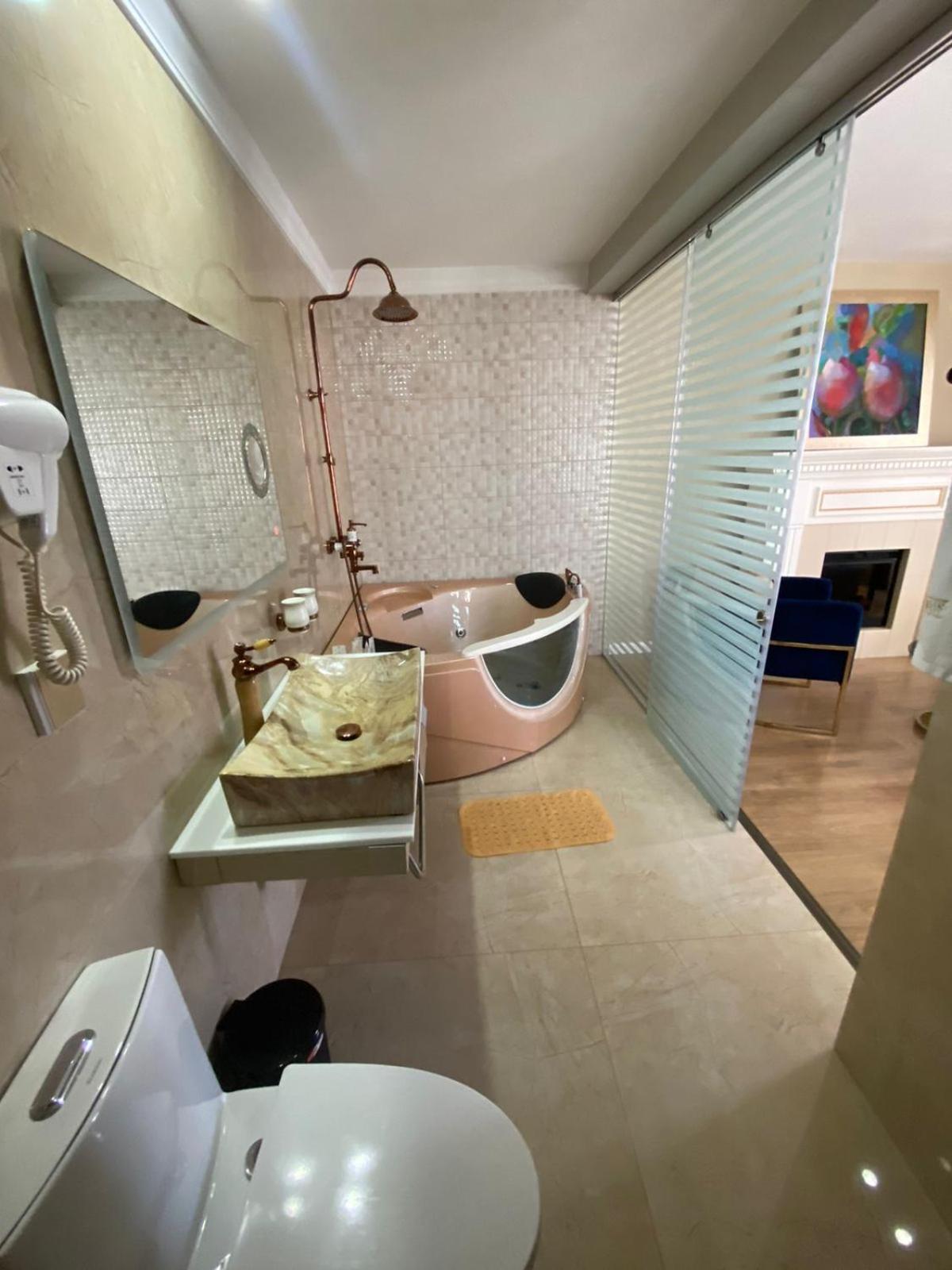 Hotel Brais Durrës Buitenkant foto