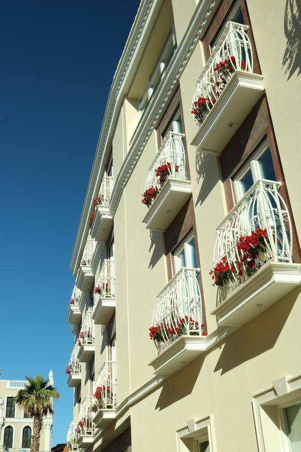 Hotel Brais Durrës Buitenkant foto